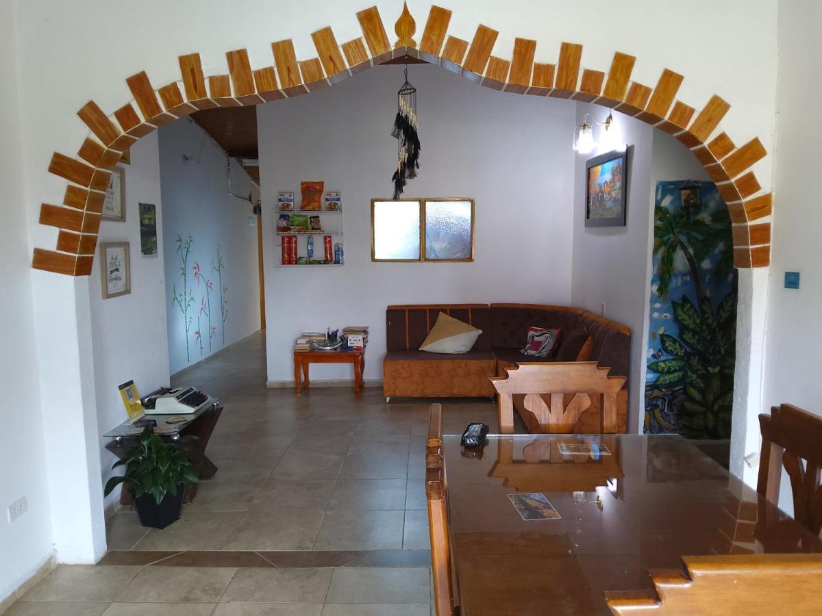 Artesanos Y Turistas Apartman Guatapé Kültér fotó