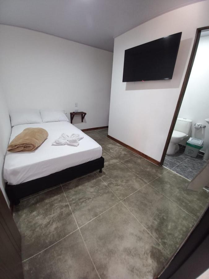 Artesanos Y Turistas Apartman Guatapé Kültér fotó