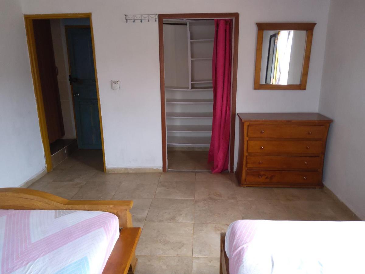 Artesanos Y Turistas Apartman Guatapé Kültér fotó